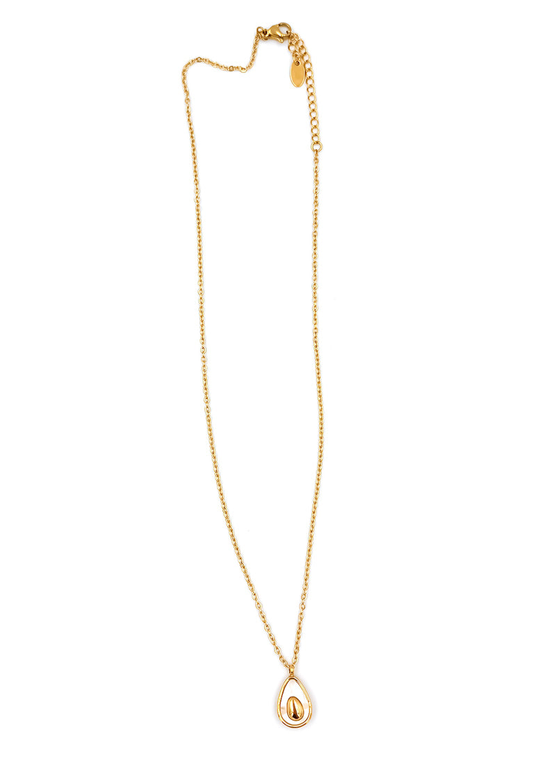 Gold pendant necklace