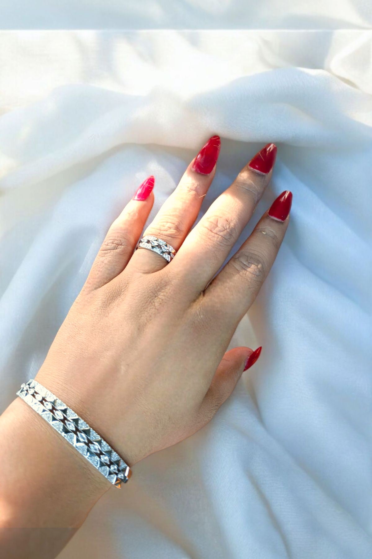 bracelet and ring set aida