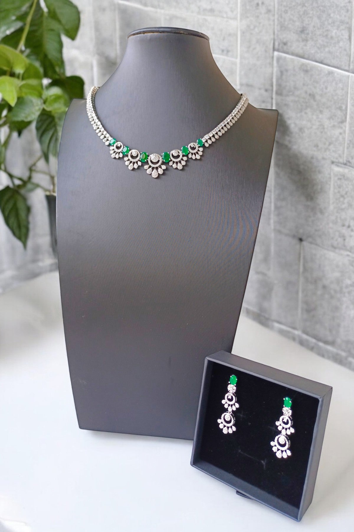 Emma Silver Victorian Necklace set