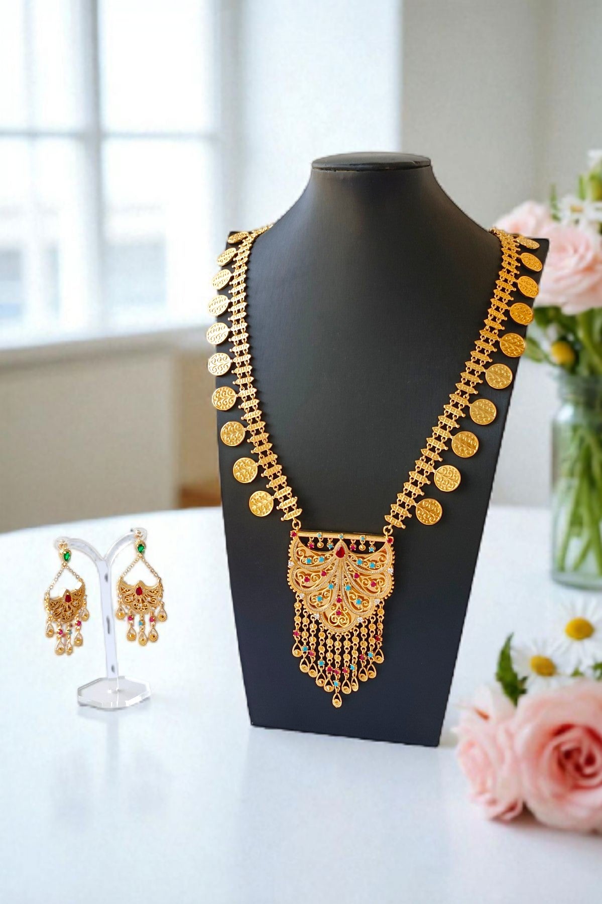 Wafiya Golden Multicolor Hilal Necklace set