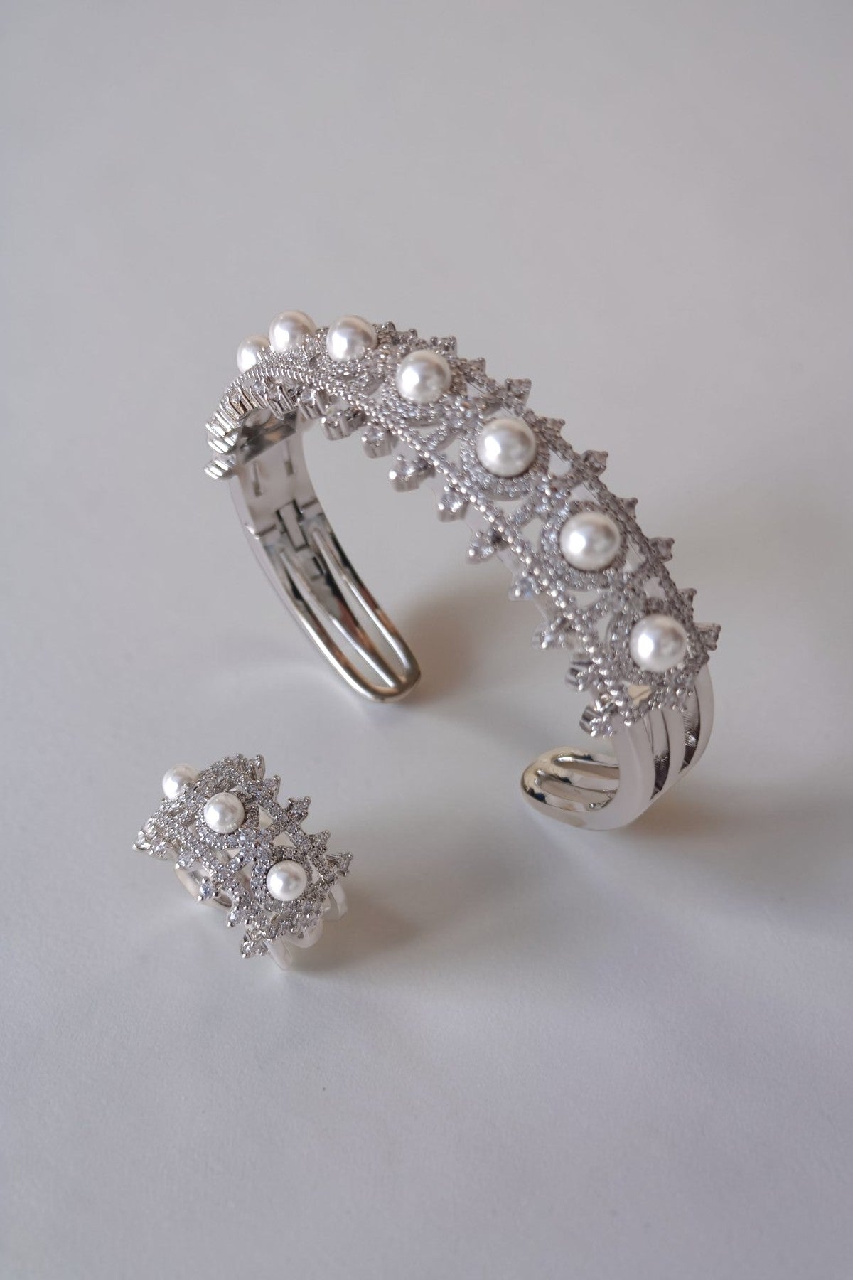 Kobra silver cuff and ring set