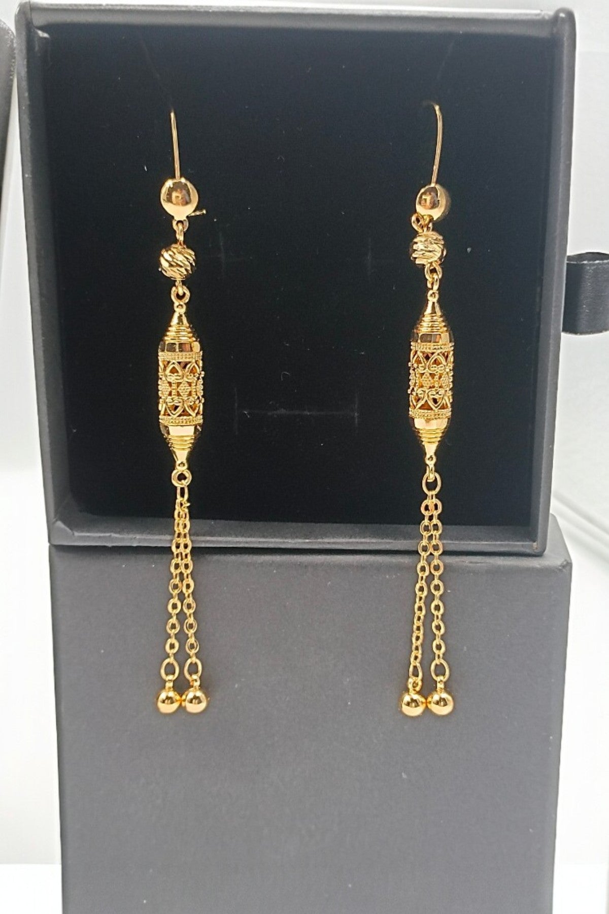 Hind Necklace Set