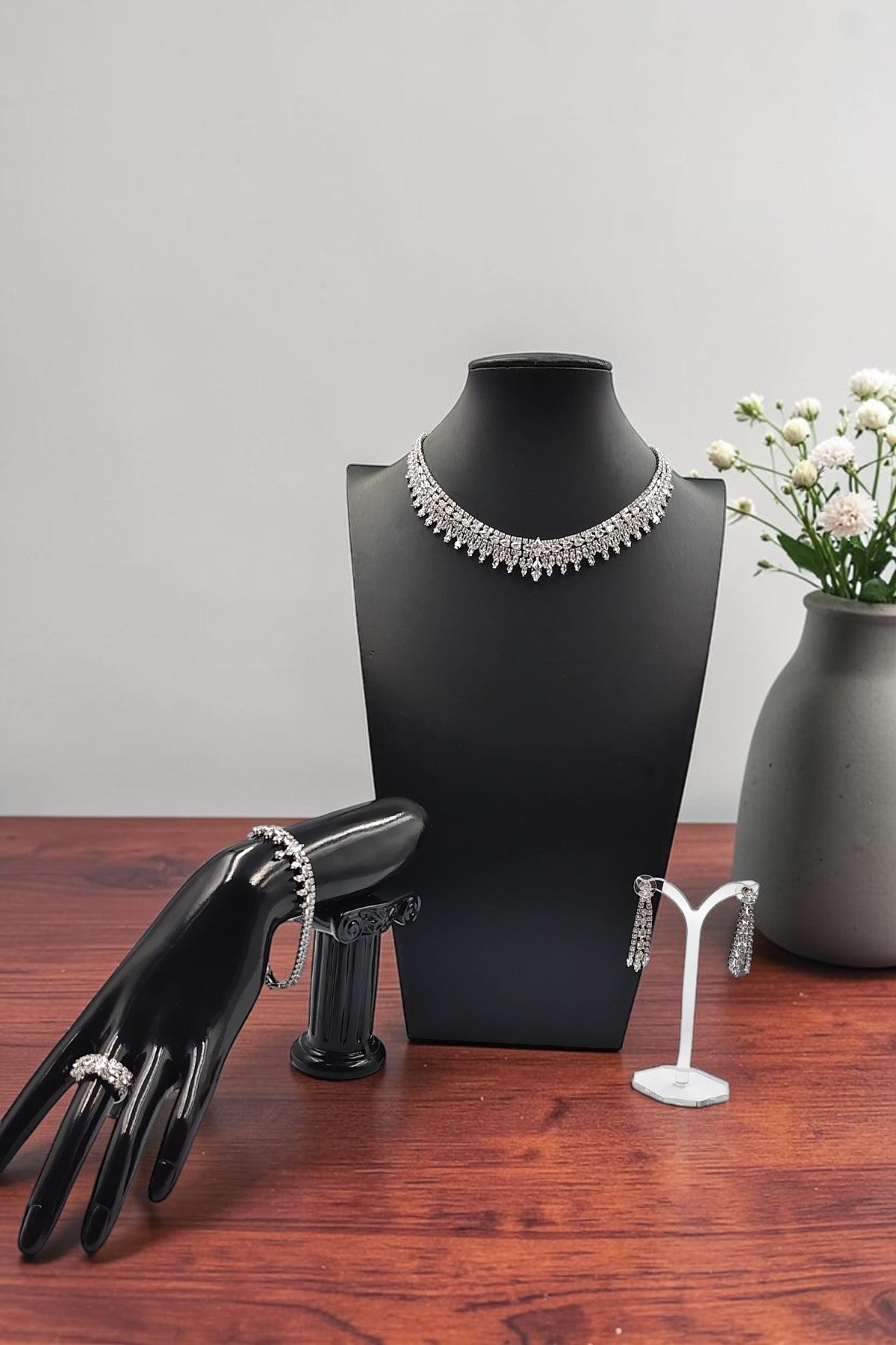 Stella AD Necklace Set