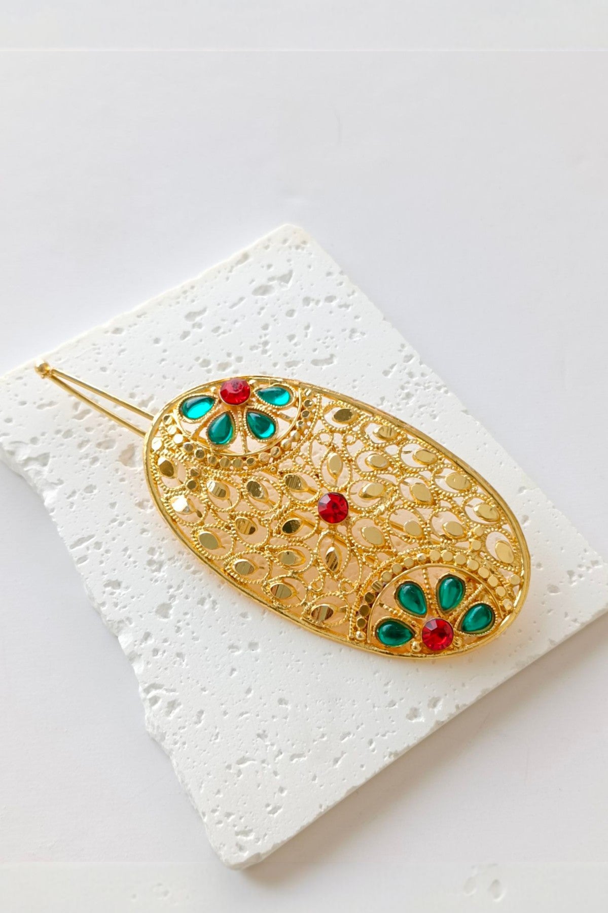 inas golden hair pins