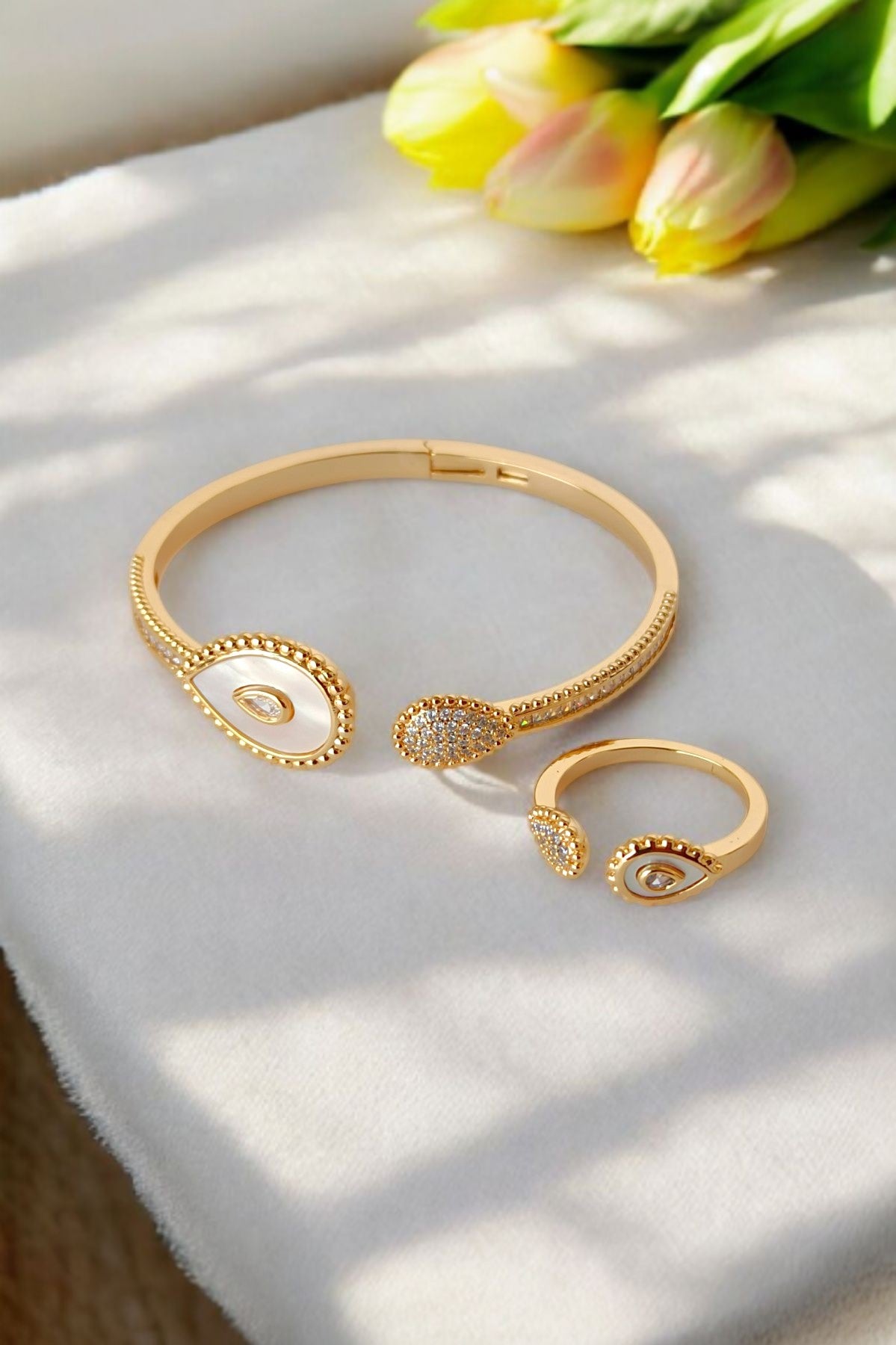 Uzma Golden Cuff and ring Set