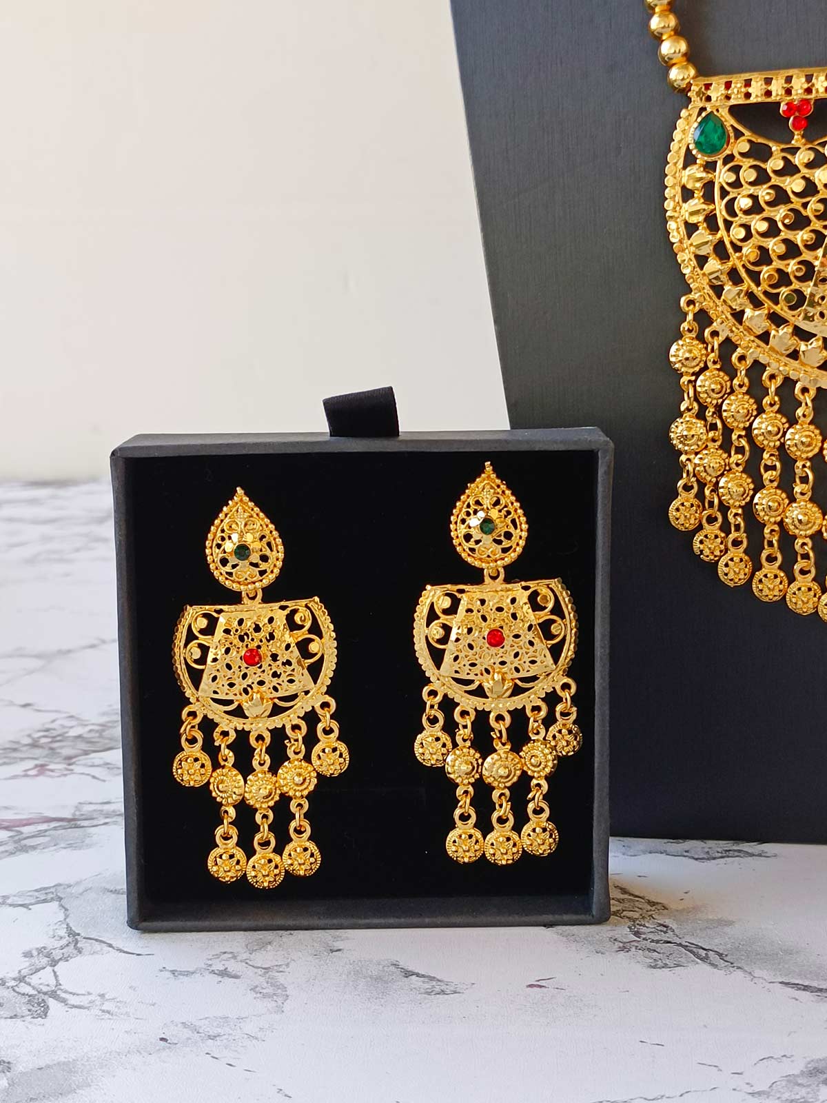 Elegant Arwa Hilal Necklace Set