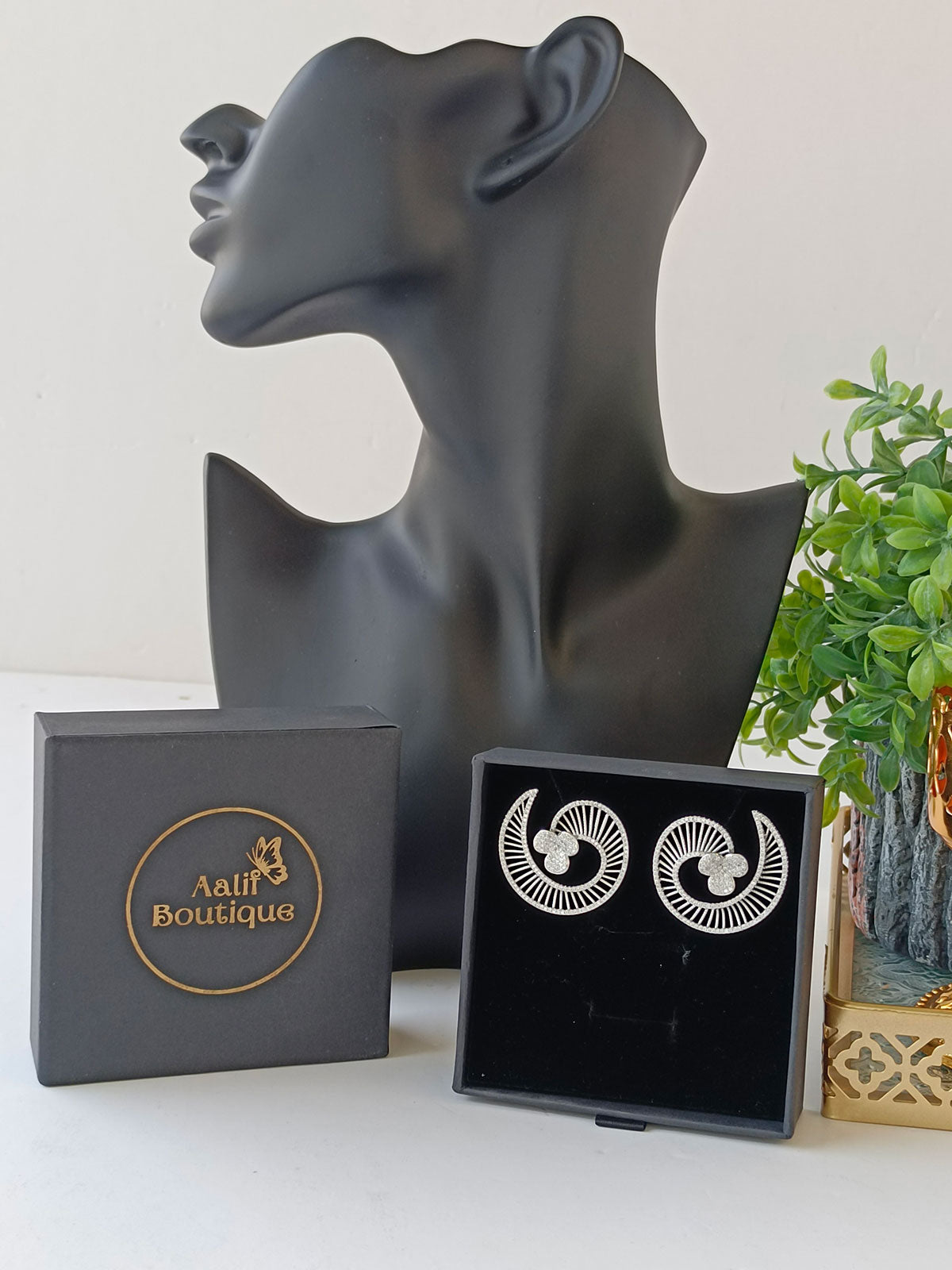 Spiraly Zircon Earrings sets