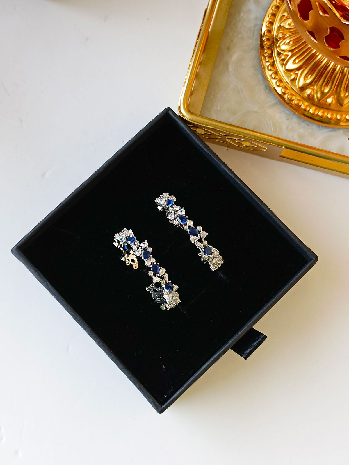 Simple design earrings for women