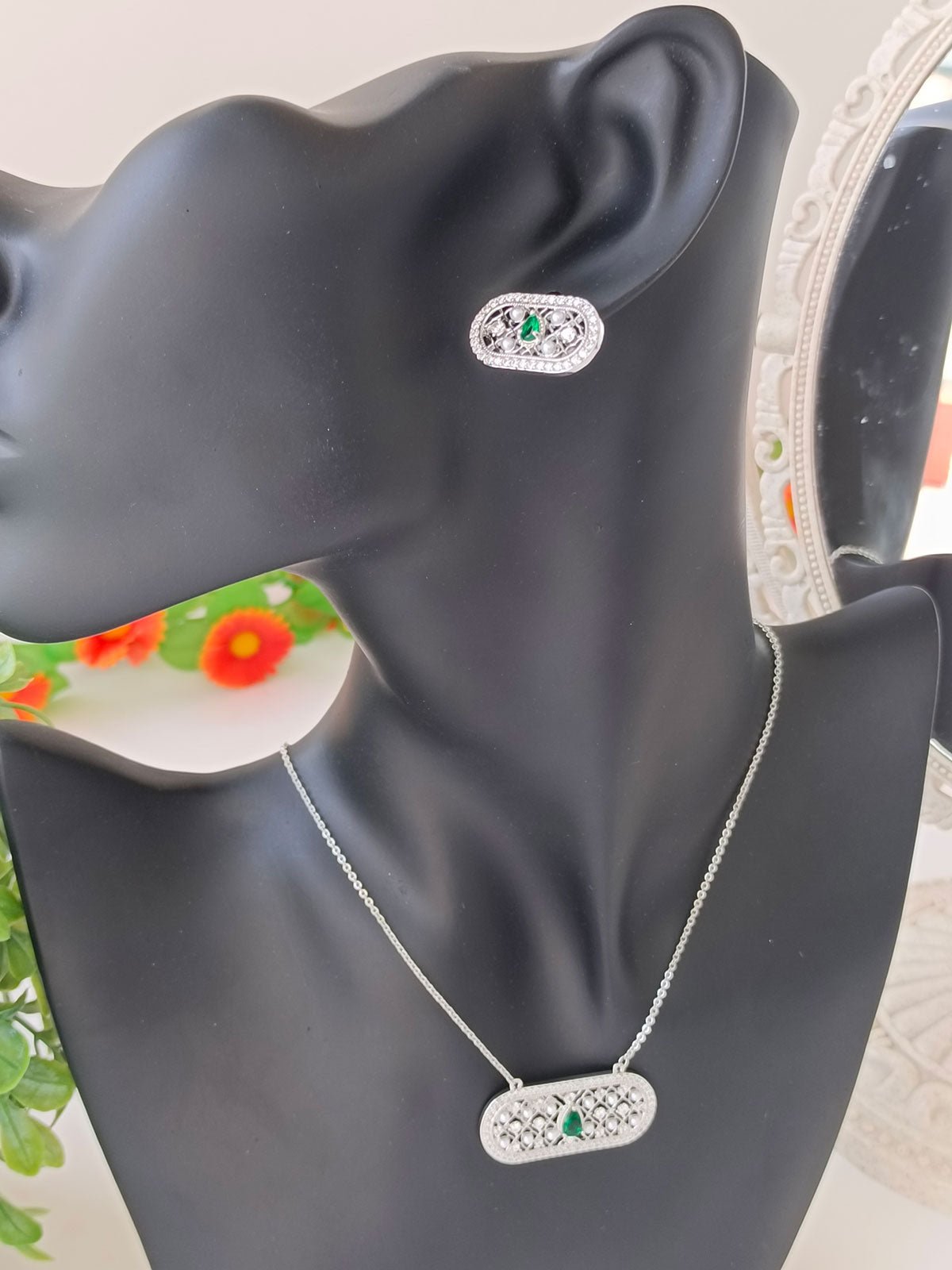 Necklace with earrings