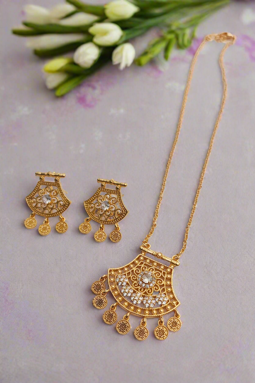 golden pendant set