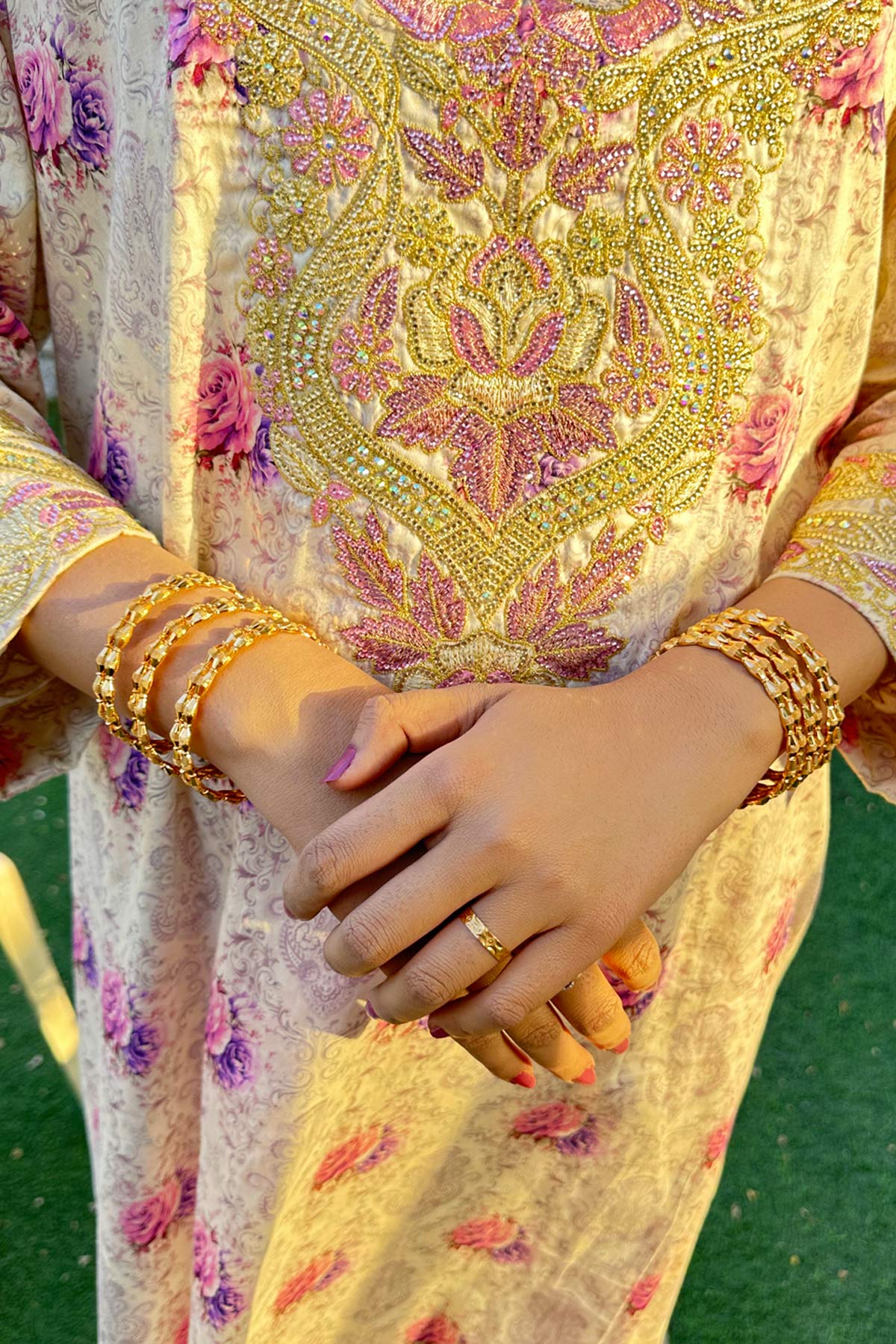 Yumna Golden Bangles Set