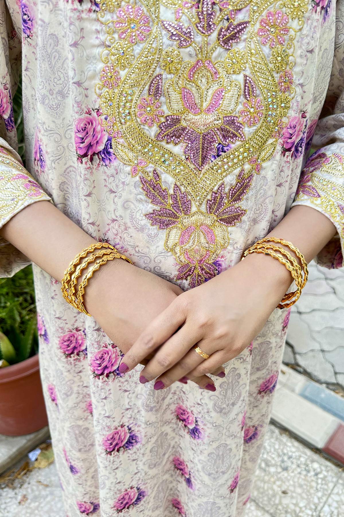 Maya Golden Bangles Set