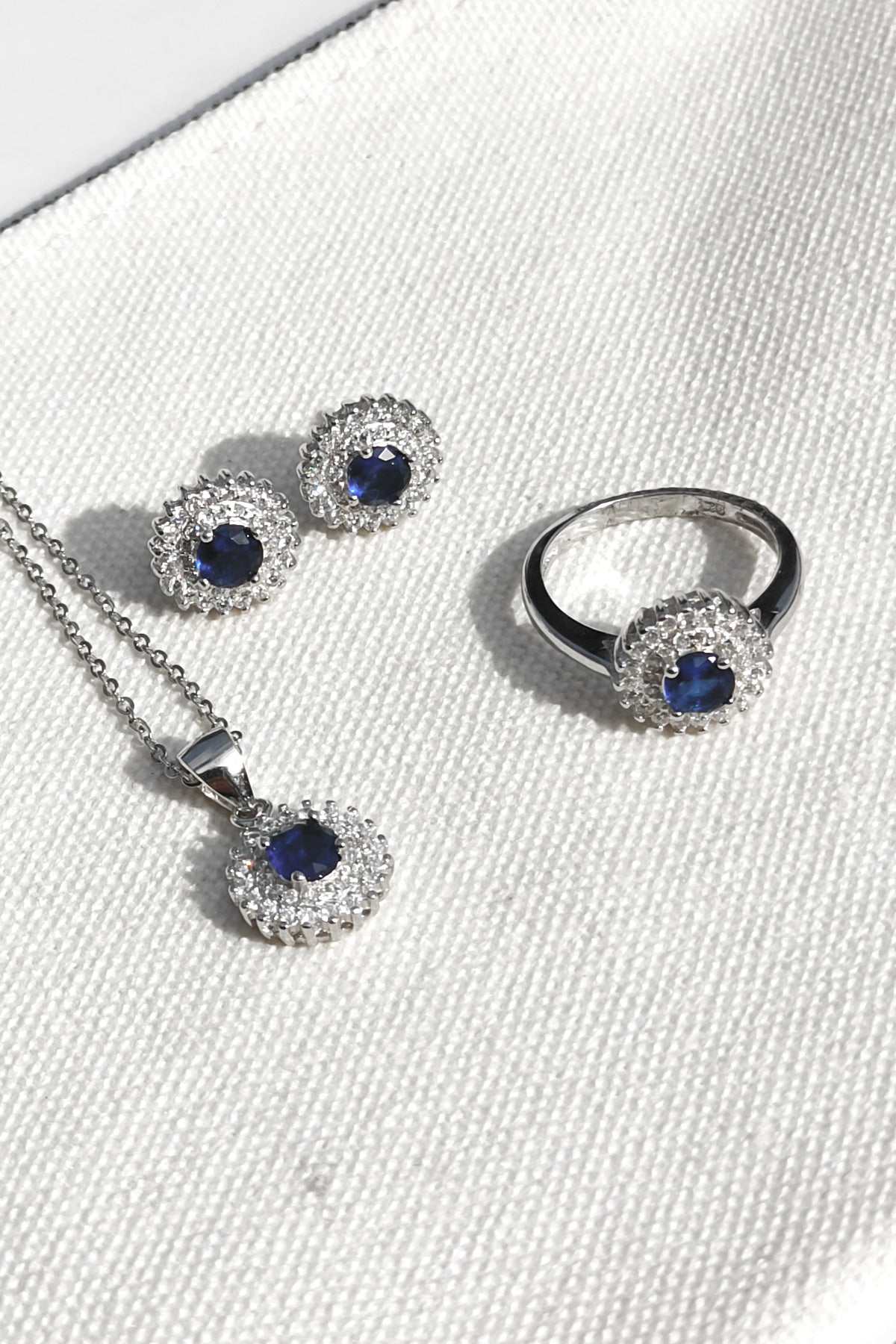 Blue Stone in 925 Sterling Silver set
