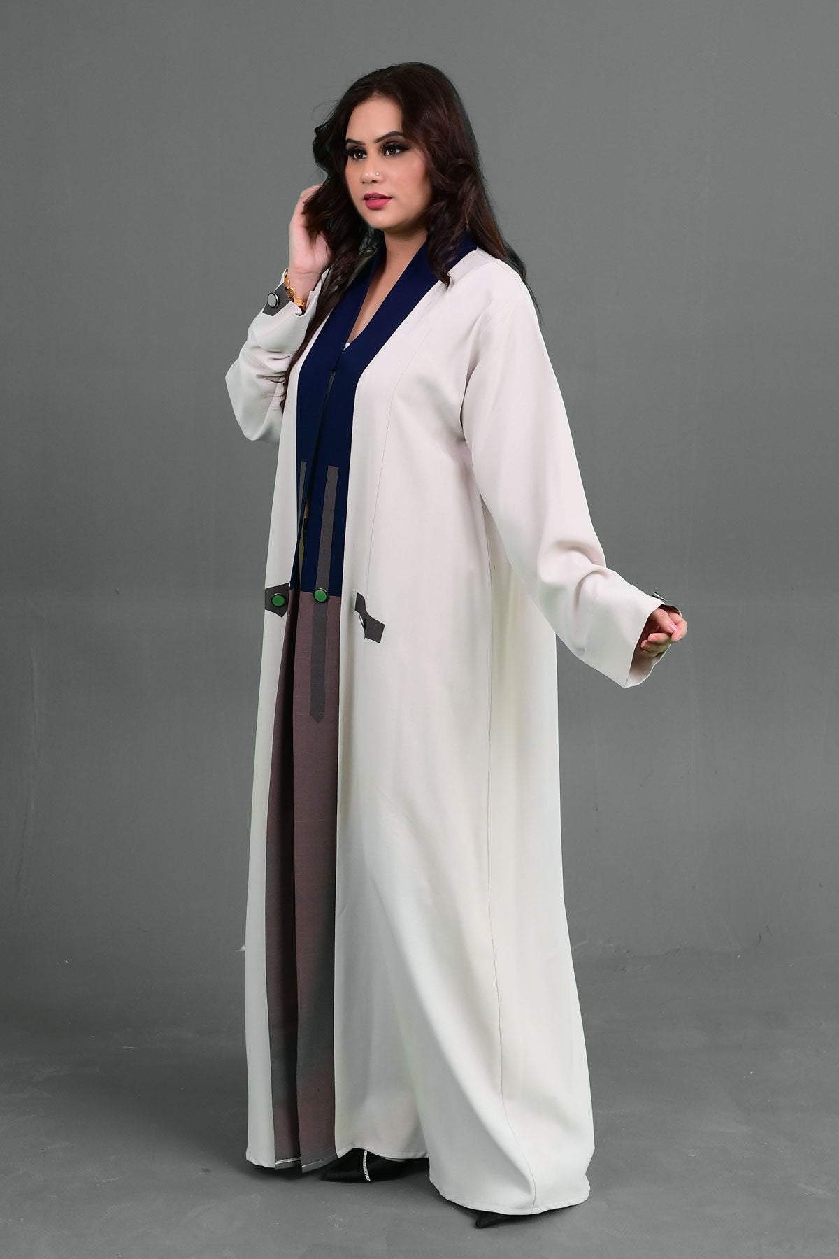 Cream Open Abaya for women with Navy Accents & Functional Pockets