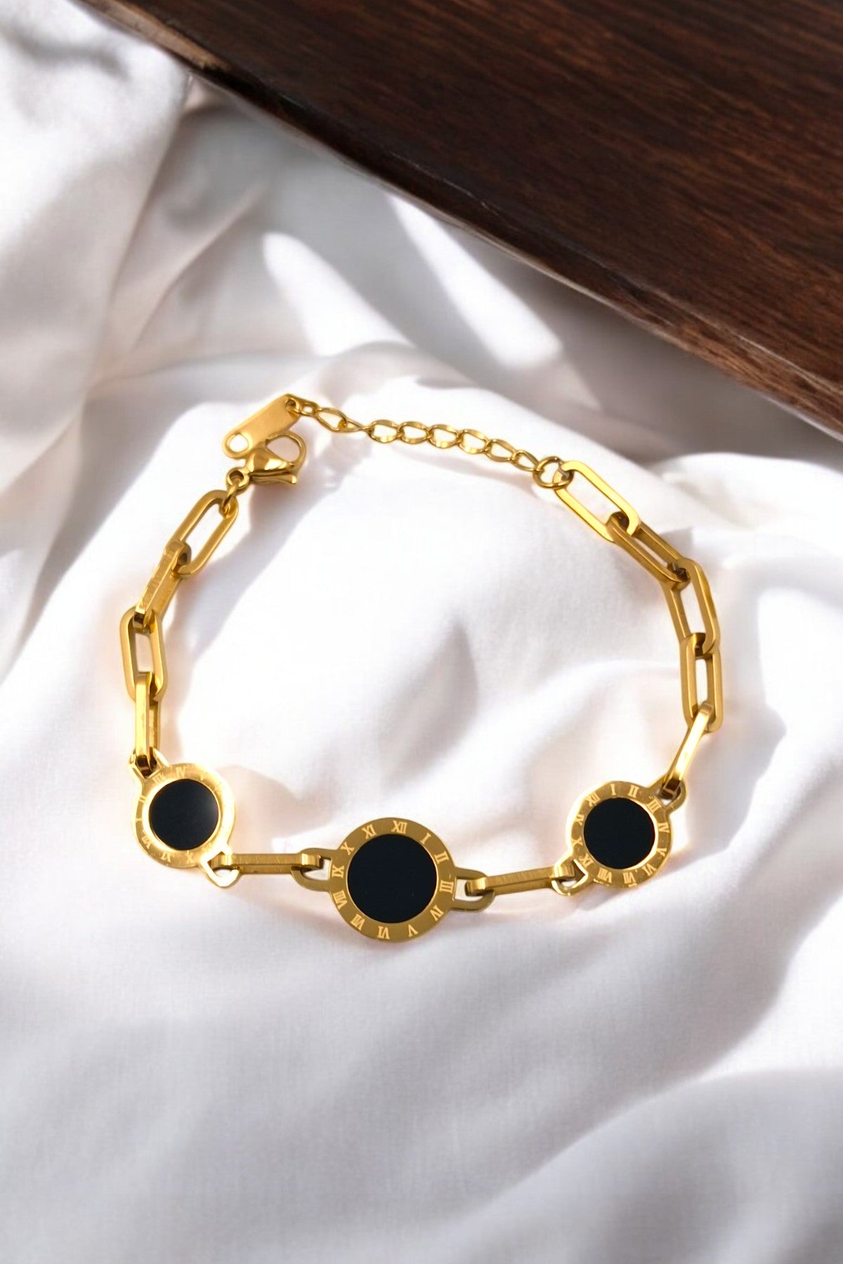 Naila Bracelet