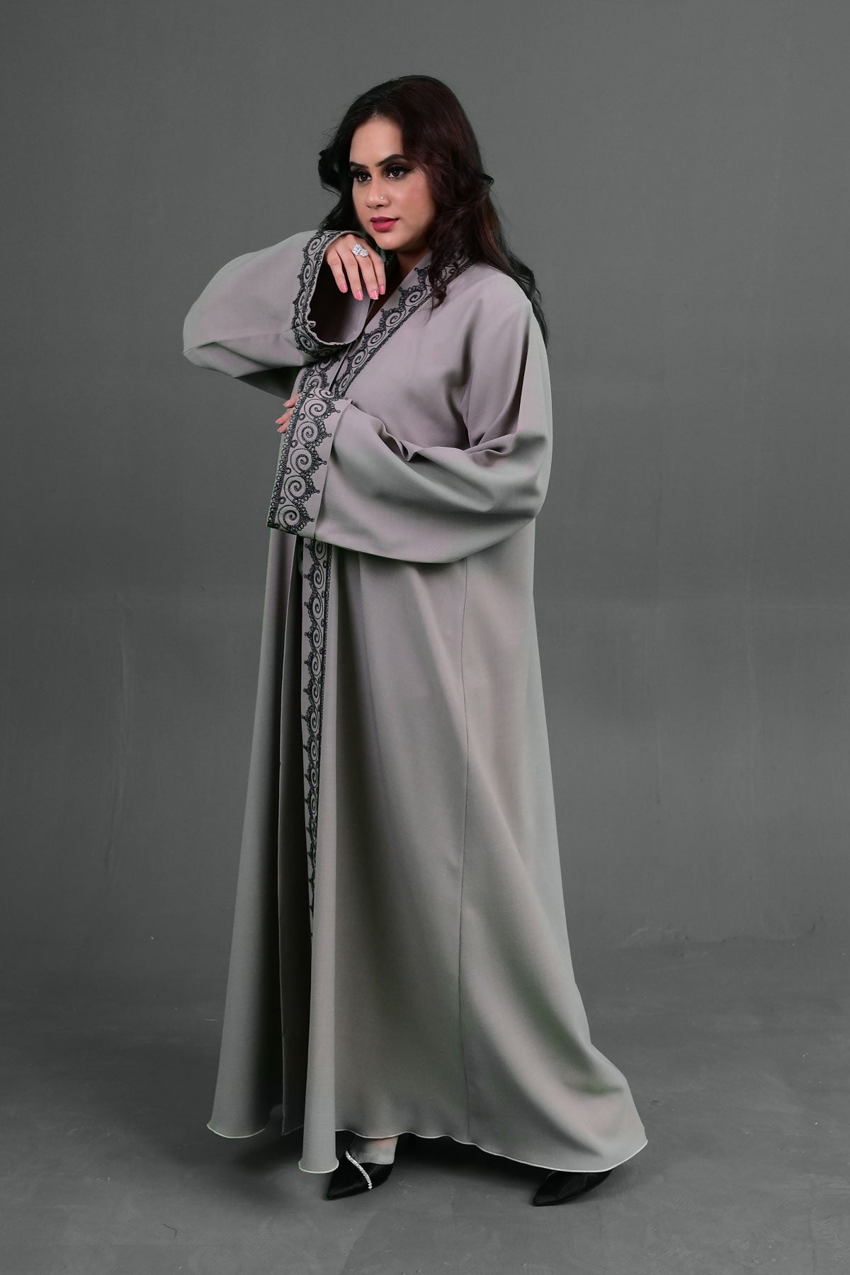 Women's Grey Embroidered Abaya