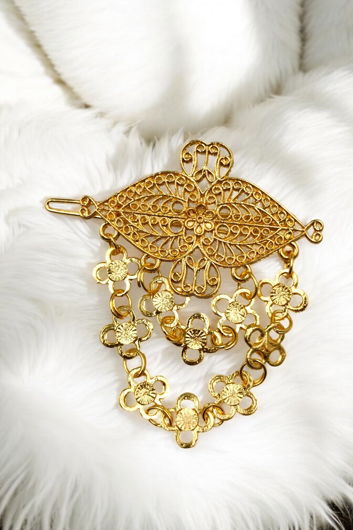 Golden Seema Hair Pins single