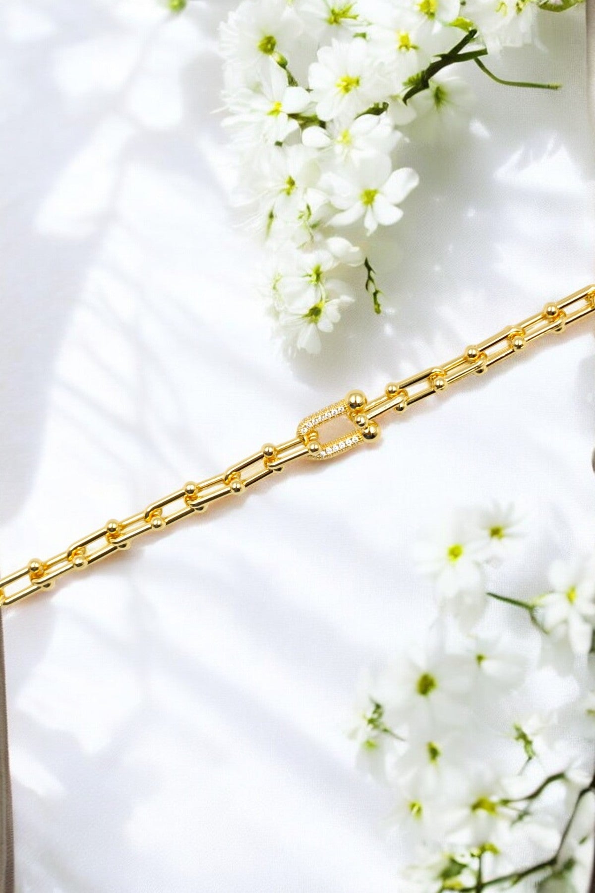 Golden Looped Bracelet