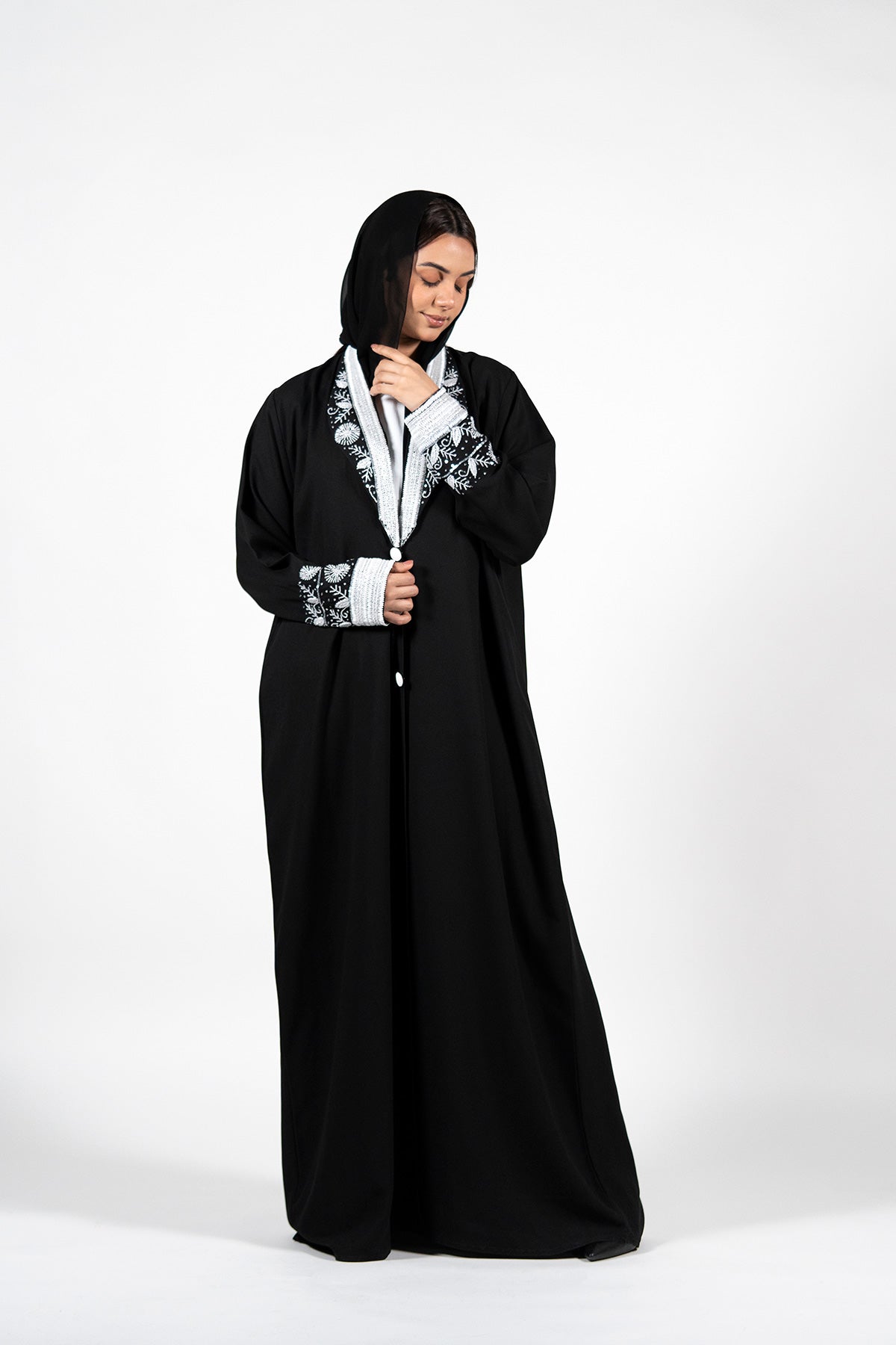 Black and white Abaya