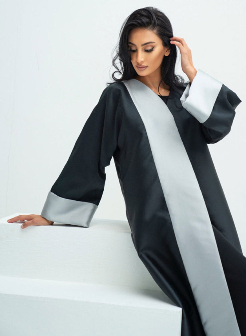 Dual color abaya