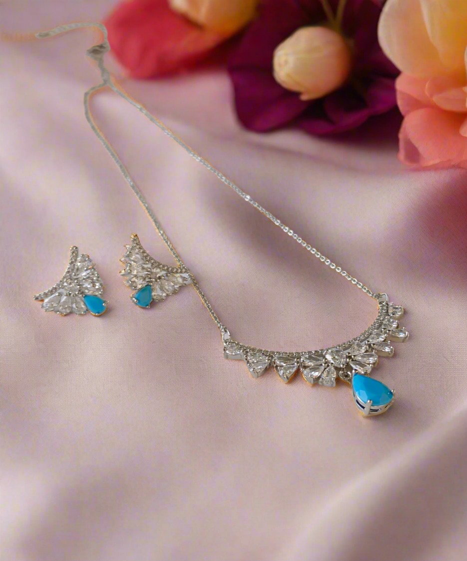 Mumina pendant set