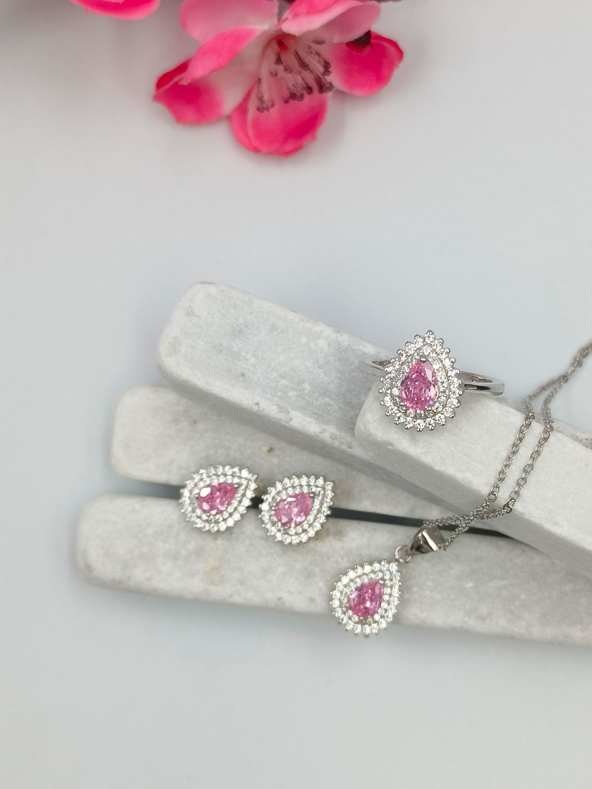 Pink in 925 Sterling Silver set