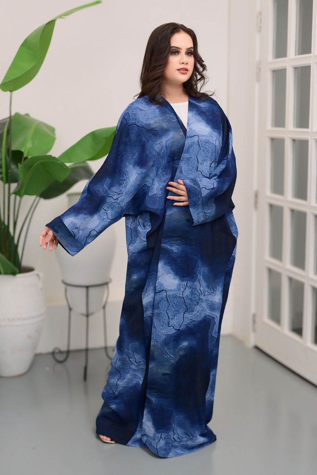 Blue asymmetric bahrini bisht abaya for women