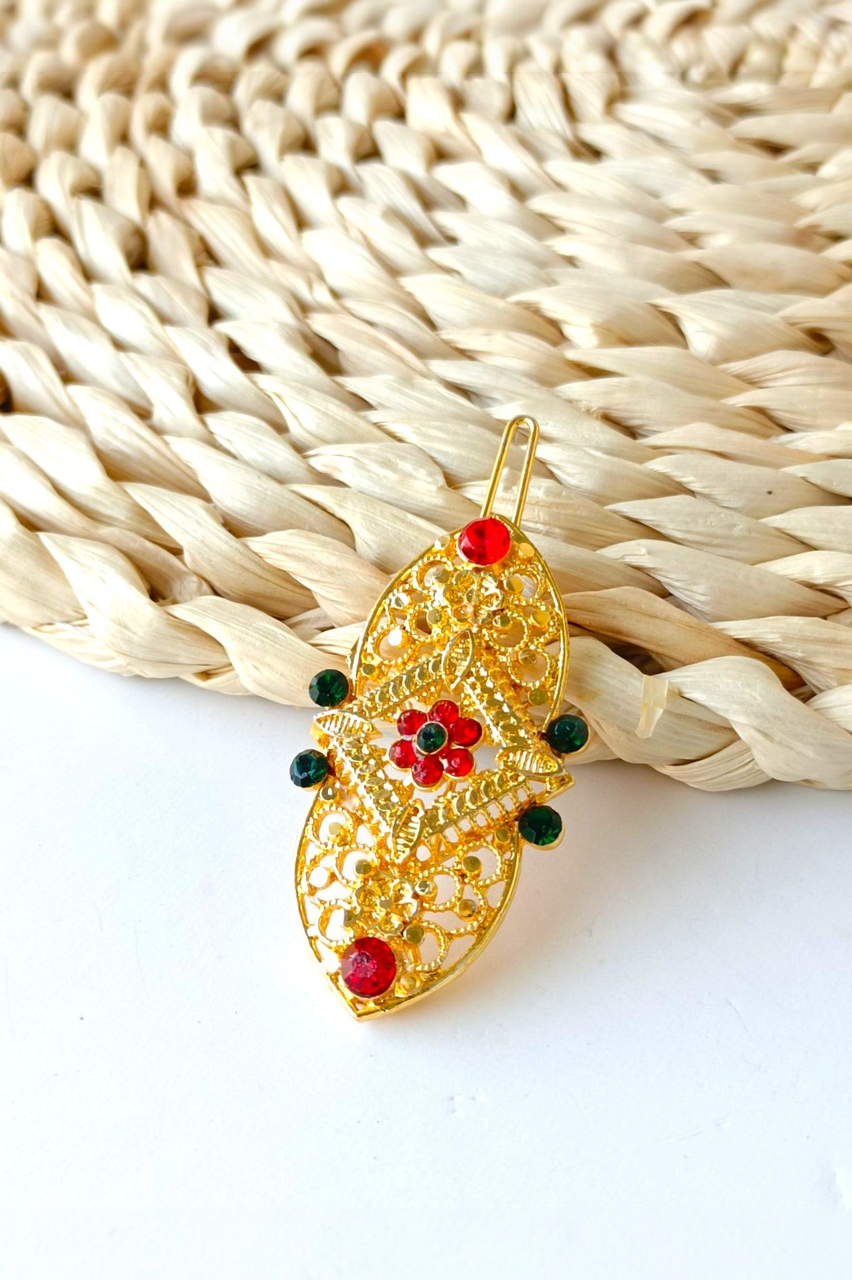 rajiya golden hair clip