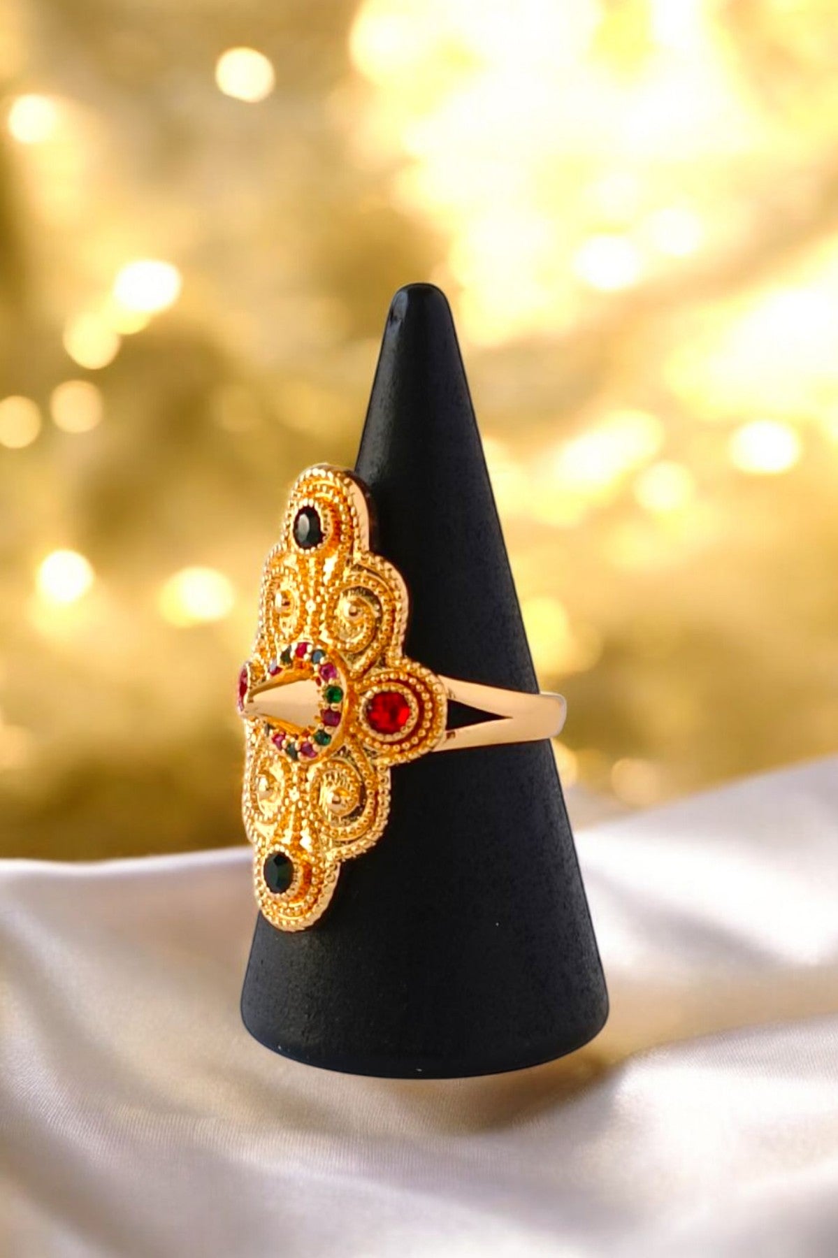 red hania ring