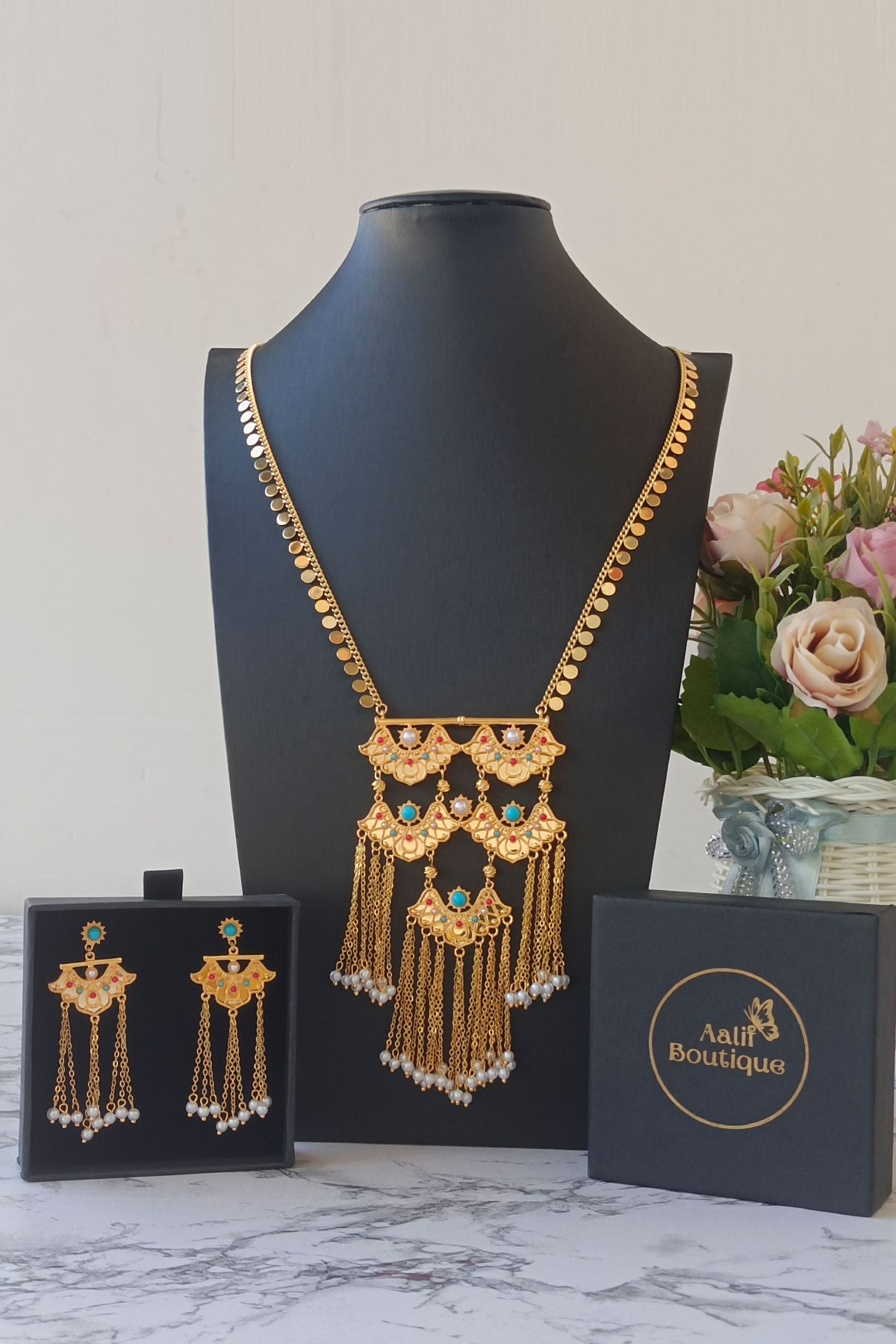 Beautiful Golden Nadirah Necklace Set