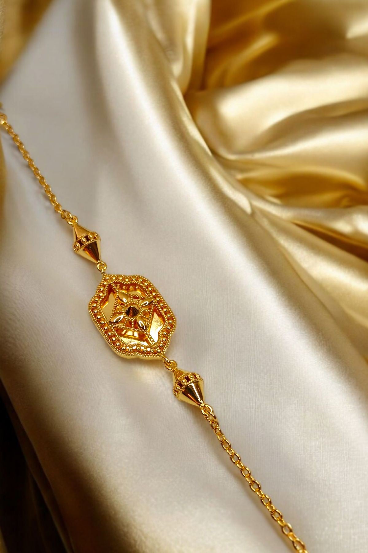 traditional sophie bracelet