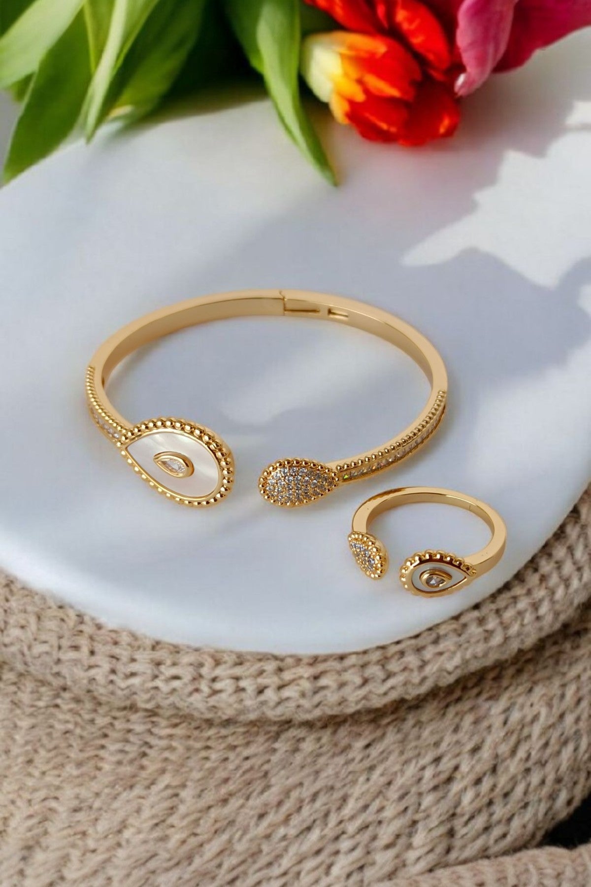 Uzma Golden Cuff and ring Set
