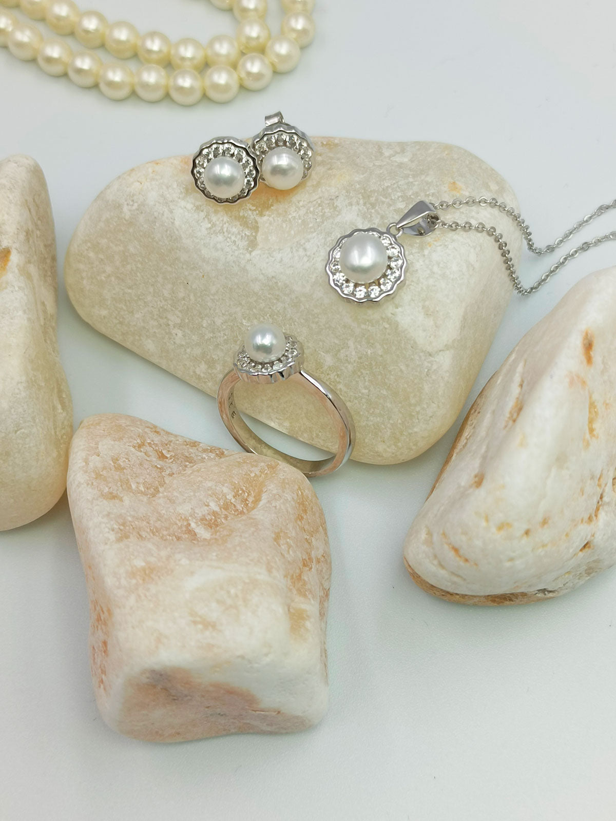 Pearls in 925 Sterling Silver set