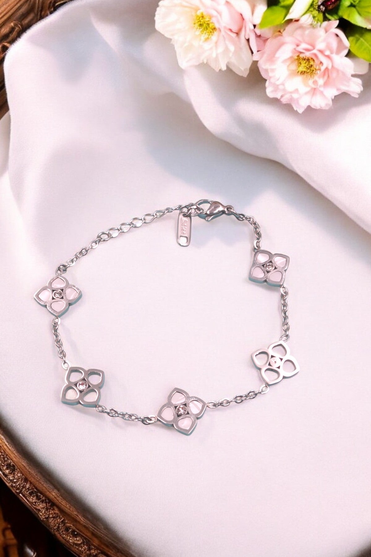 Samira starry bracelet