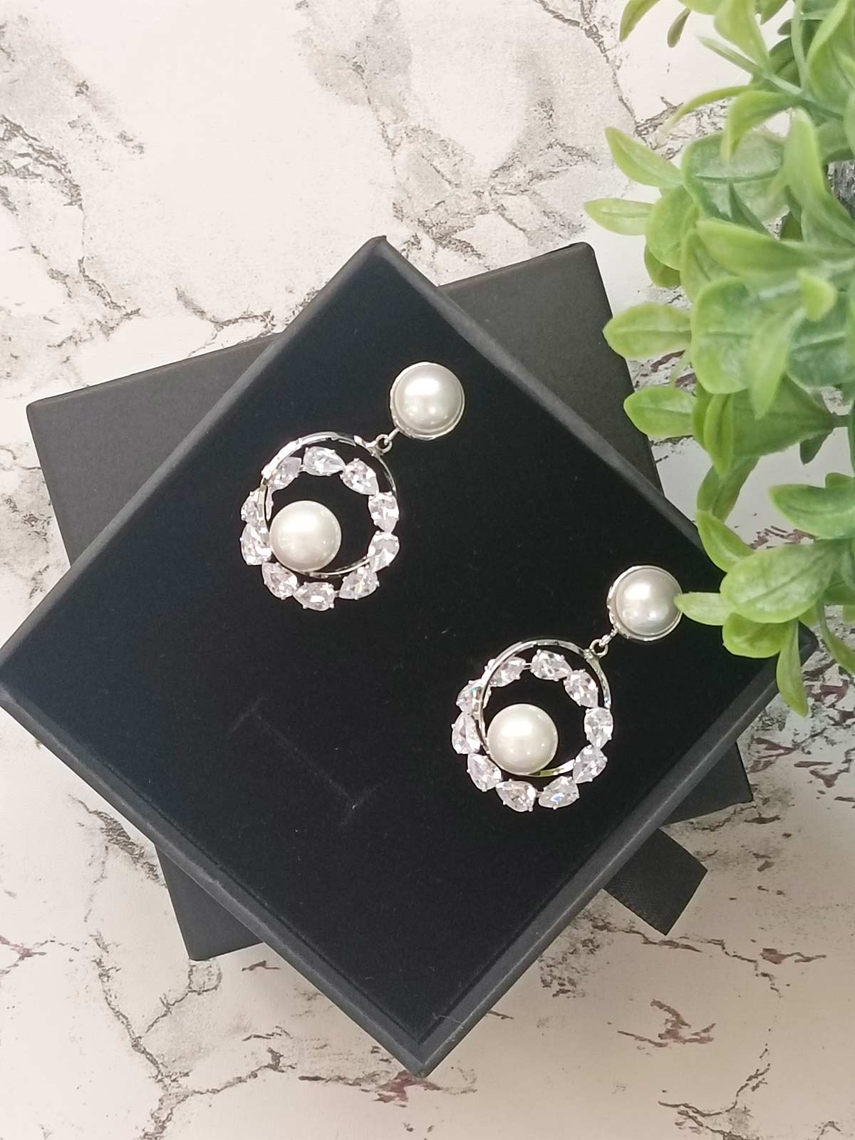 Silver Susan Zircon Earrings for women