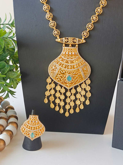 Gold necklace set for women