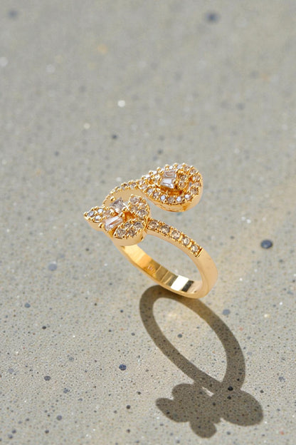 Azra Golden zirconia resizable ring
