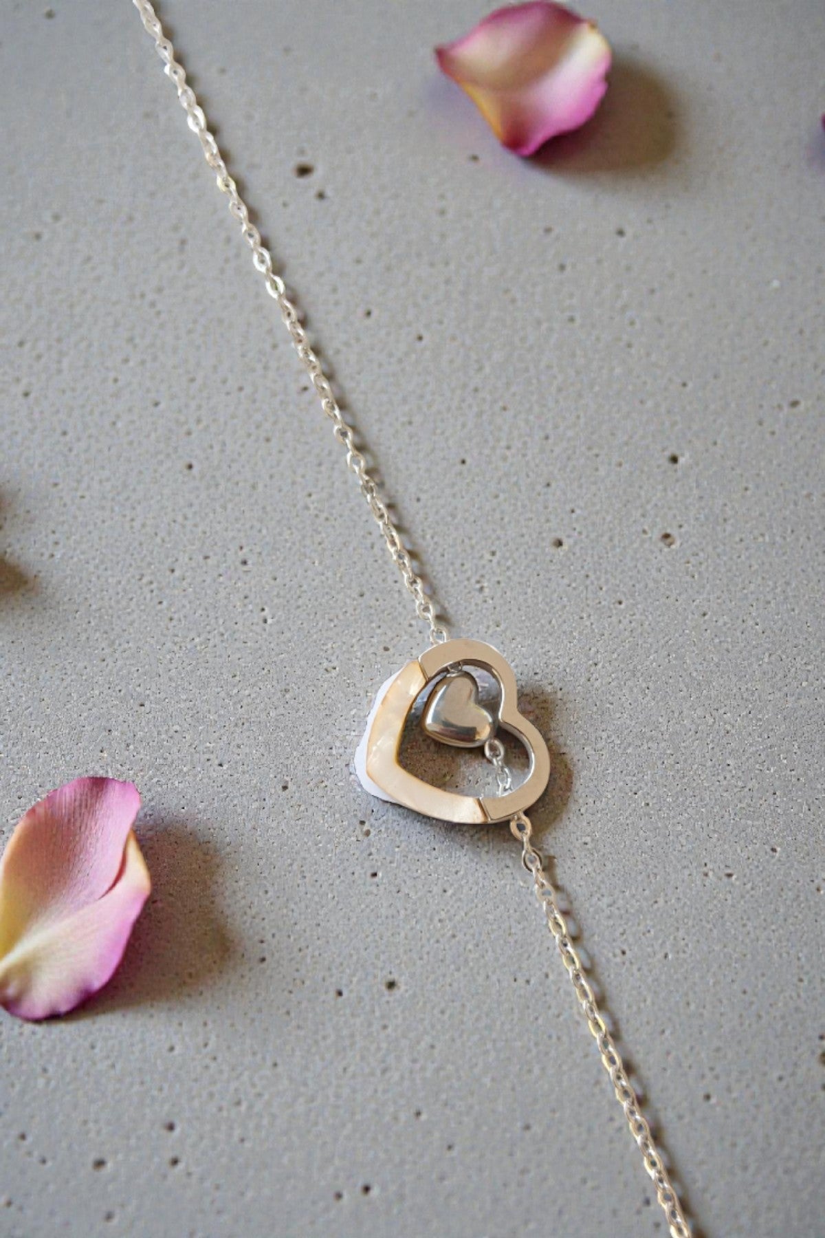 Minimal Heart Chain Bracelet – Silver Tone