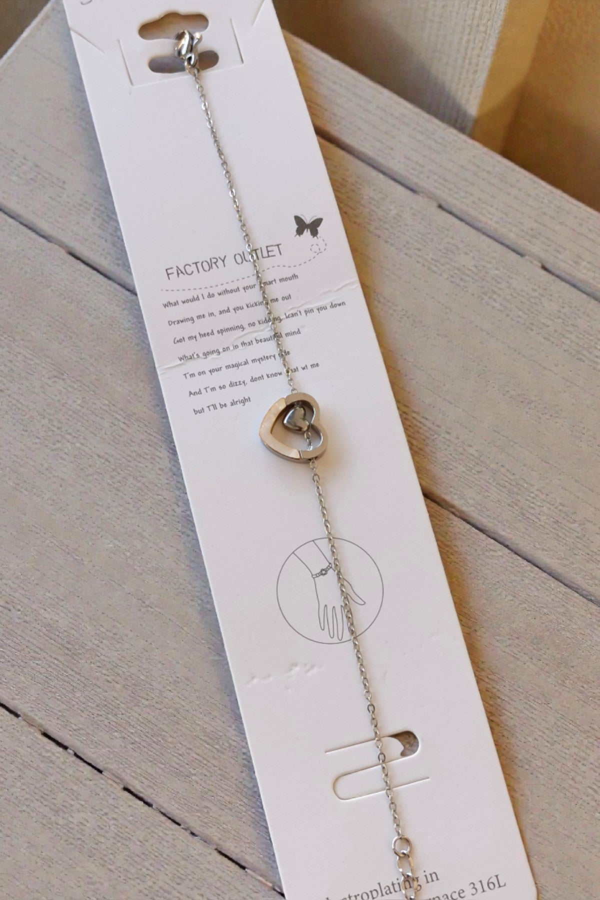 Minimal Heart Chain Bracelet – Silver Tone