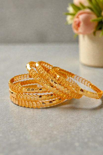 Fawzia Golden Bangles Set