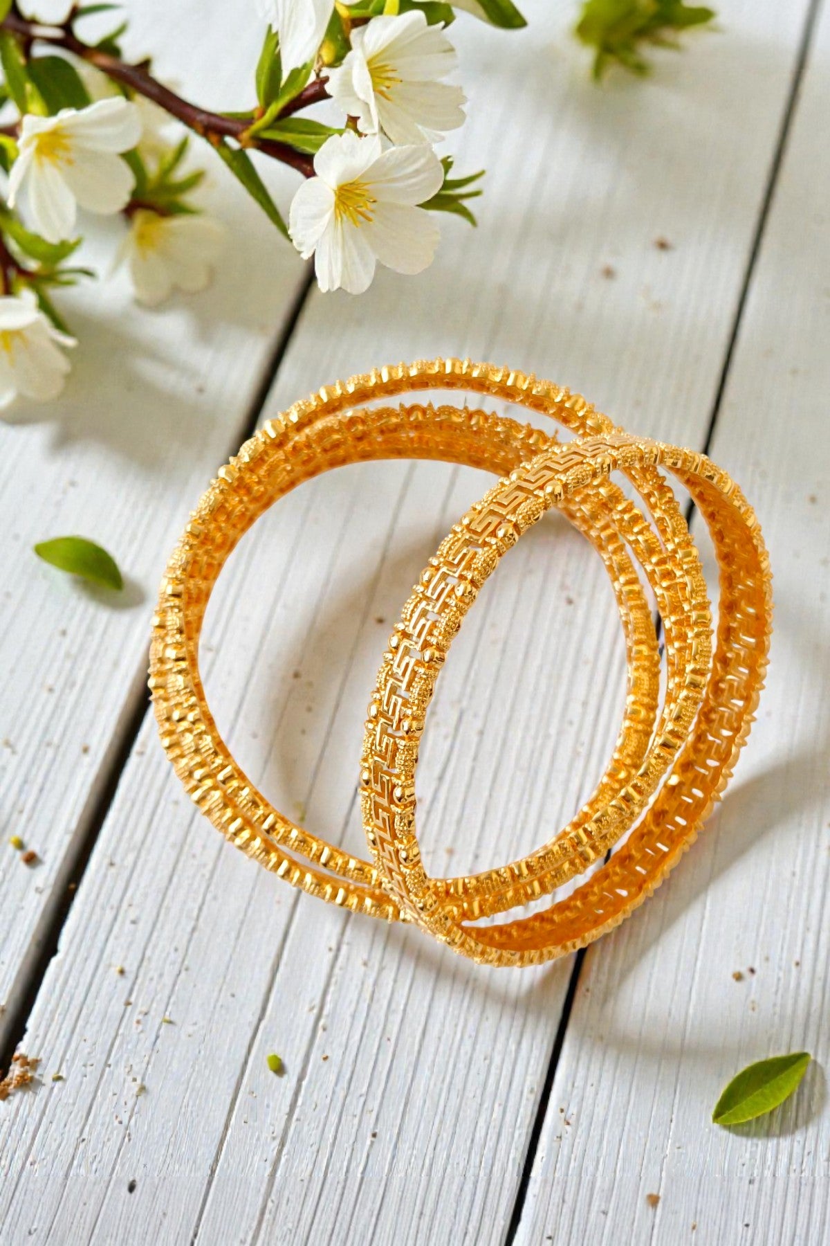 Fiza Golden Bangles Set