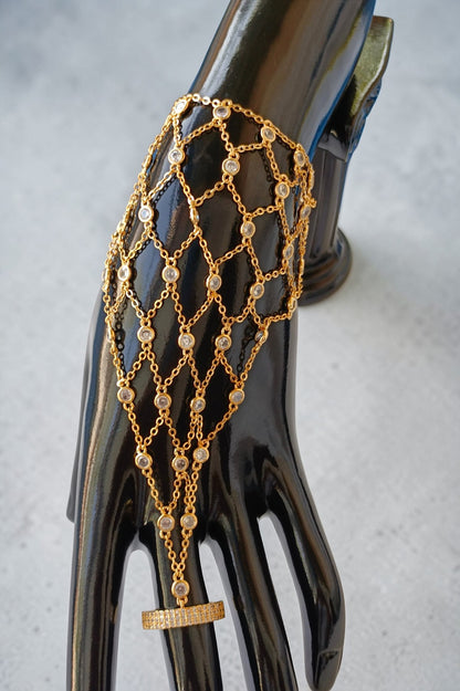 Husn Ring with bracelet