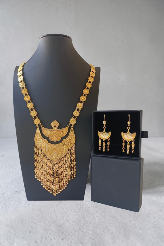 Aziza Hilal Necklace set
