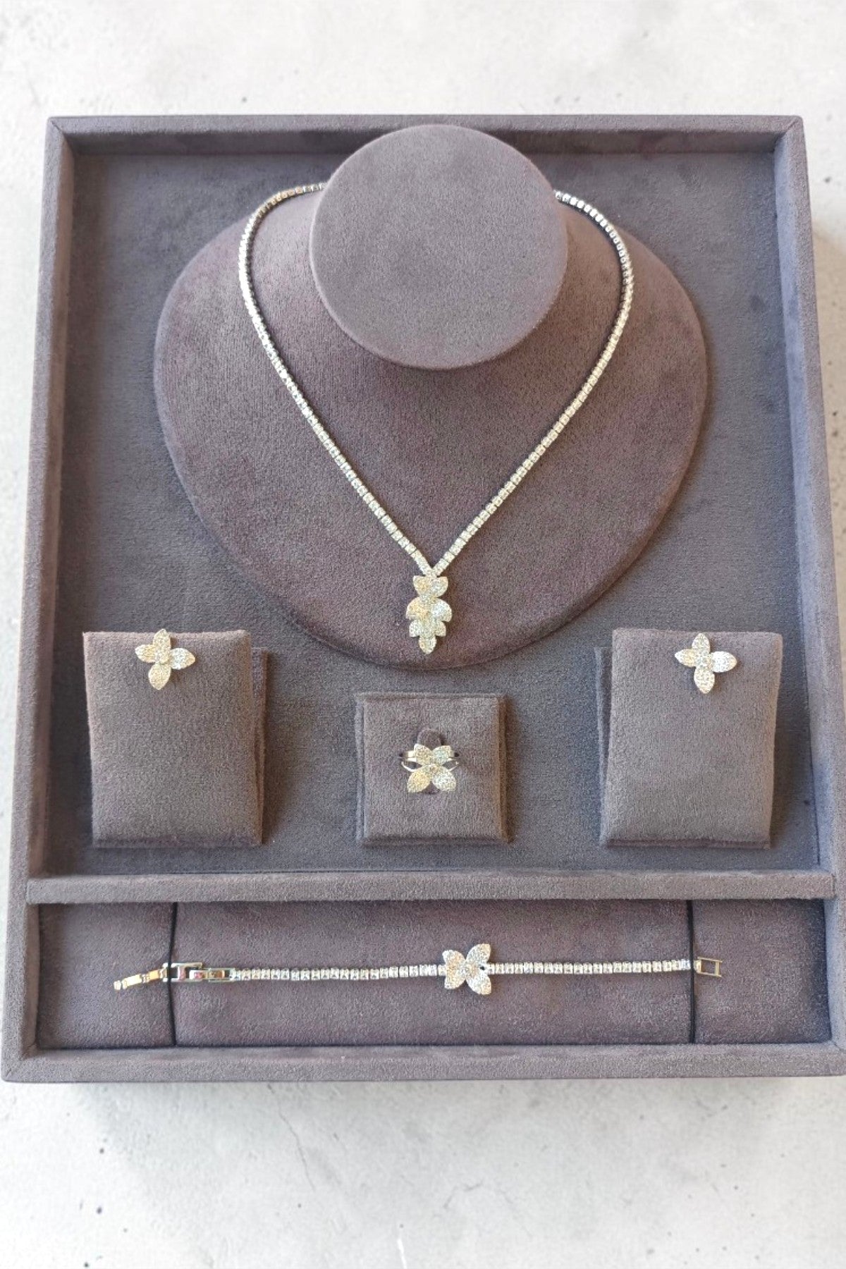 Julia American Diamond Jewelry Set