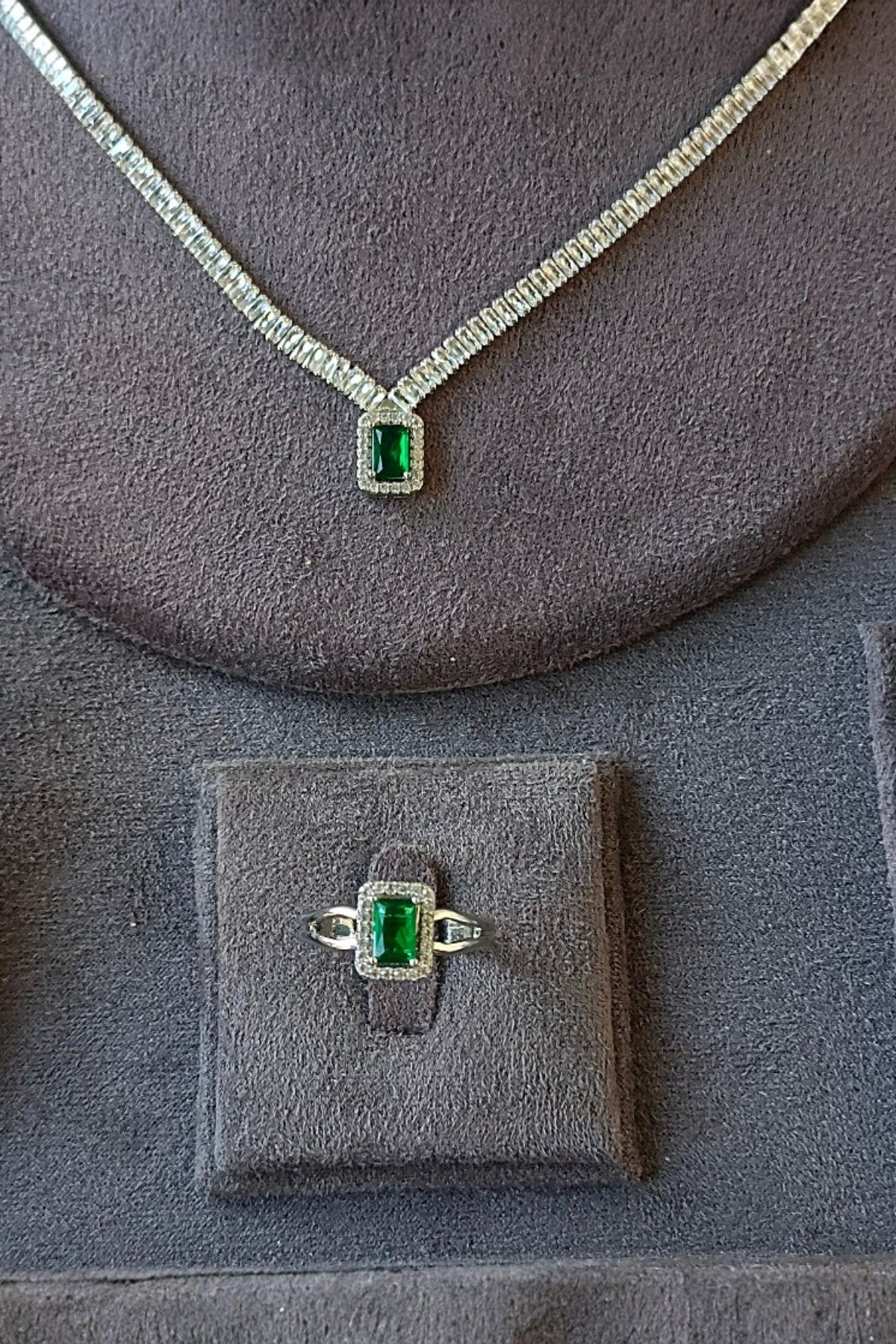 Suzan Green American Diamond Jewelry Set