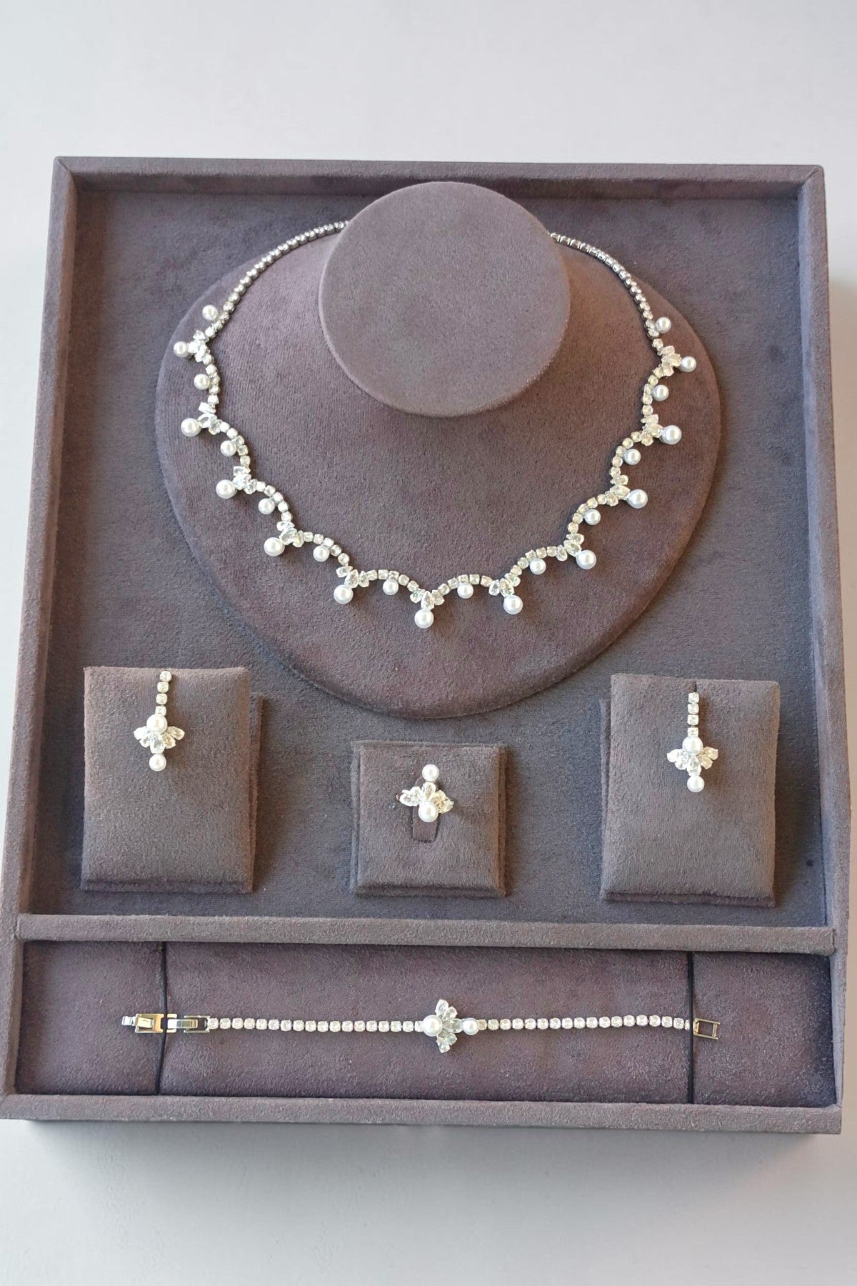 Jumana American Diamond Jewelry Set