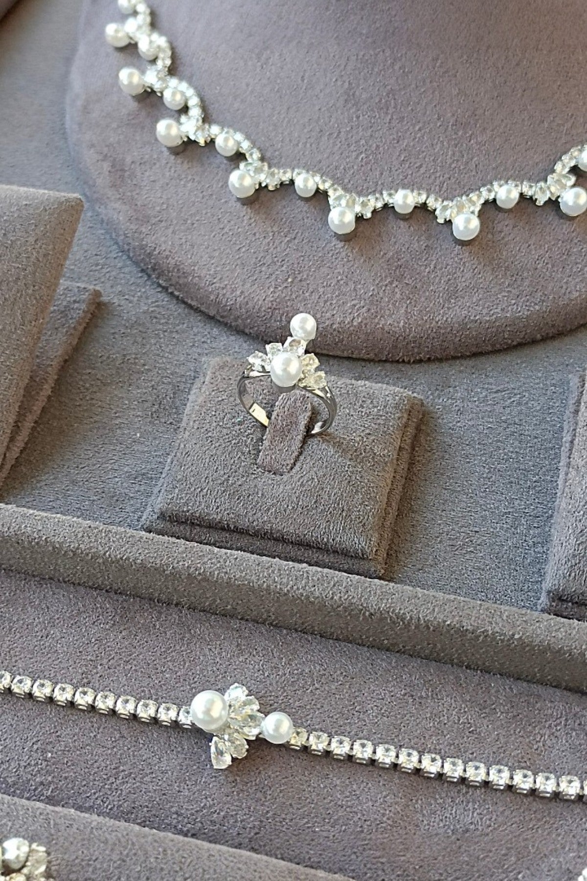 Jumana American Diamond Jewelry Set