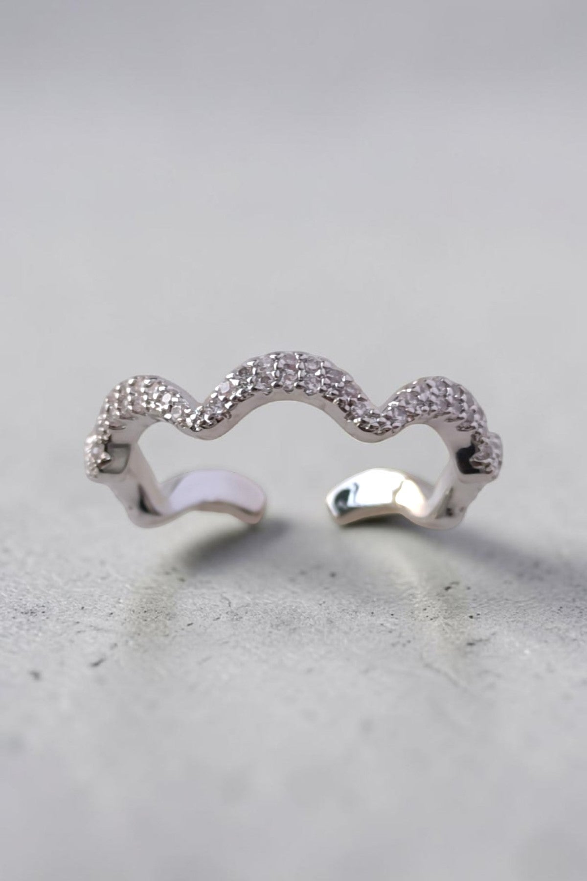 Amoona silver ring