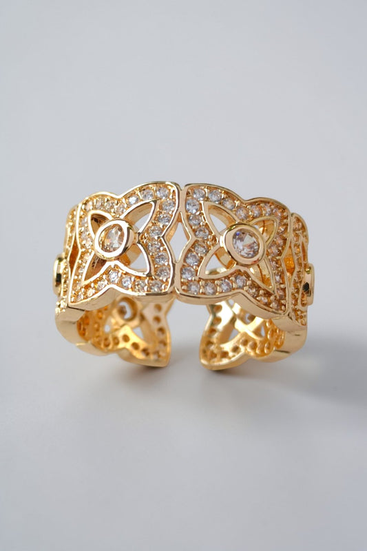 Hala adjustable ring