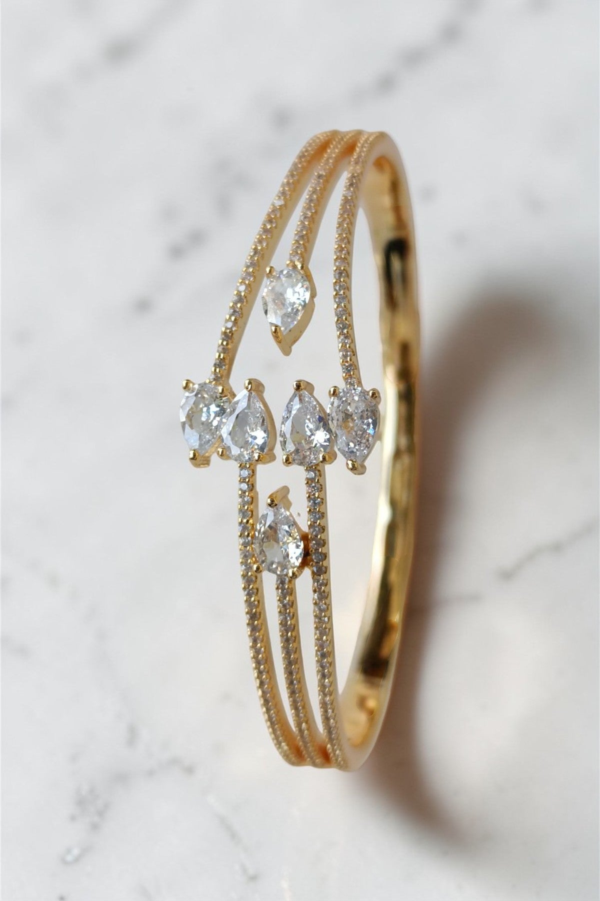 Areej golden cuff and ring set